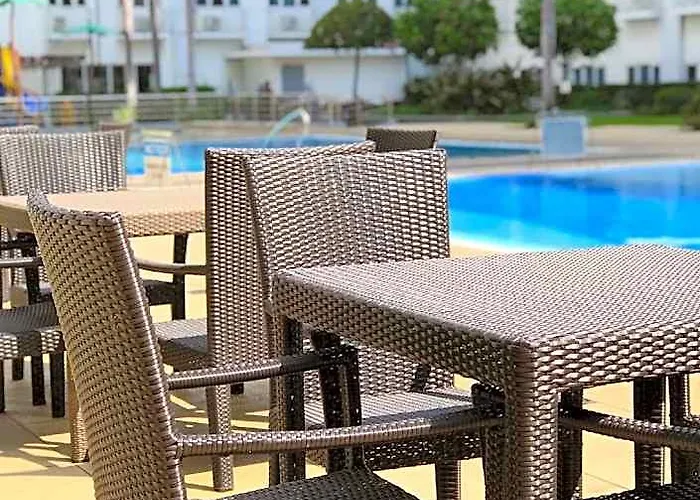 Retreat Haven Sea Residences فندق مانيلا